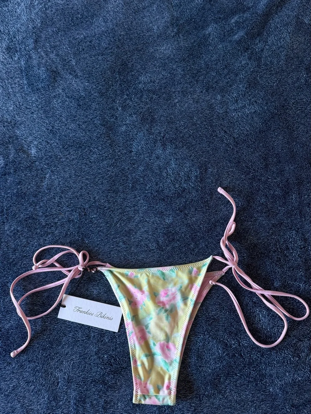 NWT Frankies Bikinis Pink Floral Tie-Side  Bikini Set in Nymphaea👙🩷💚🌸